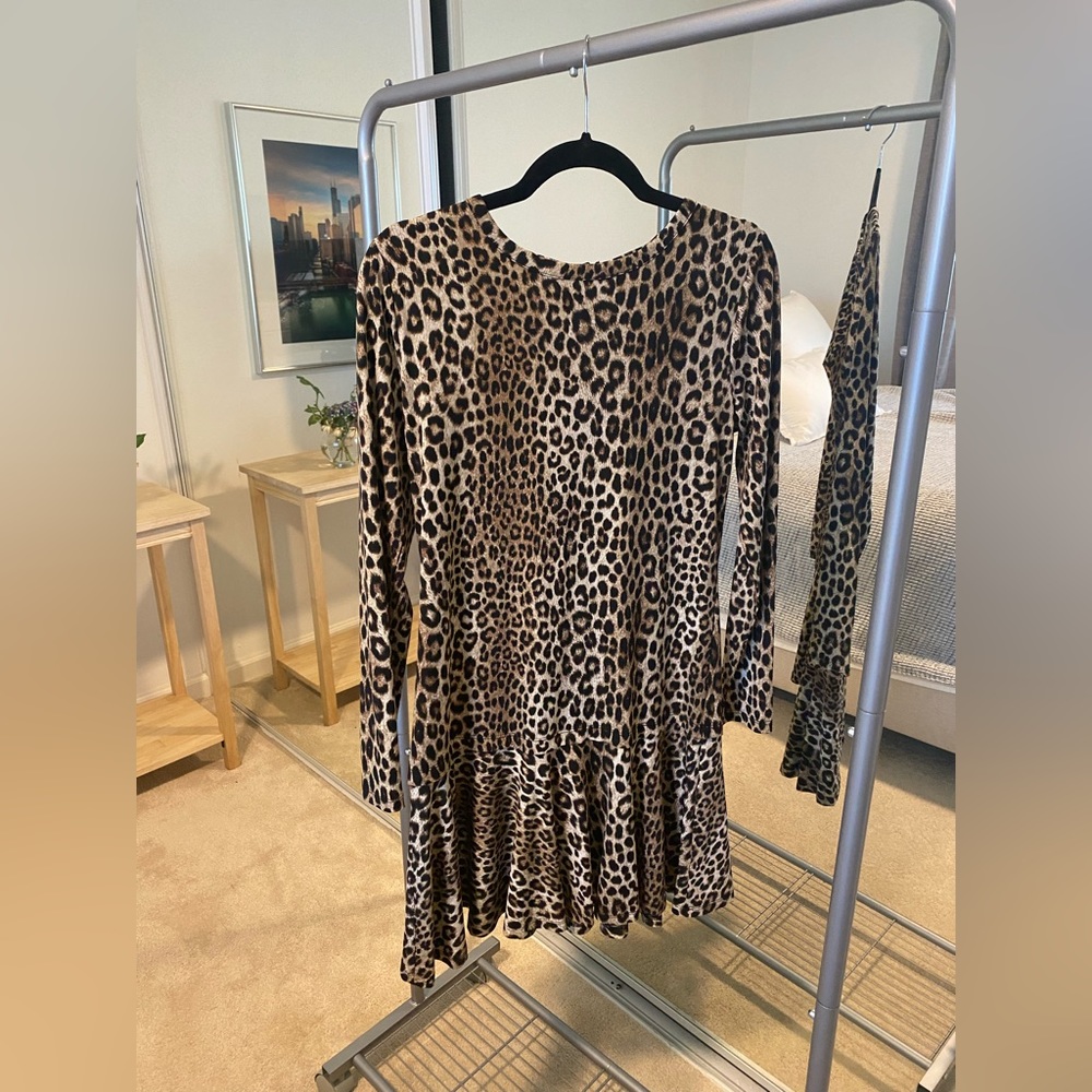 Long sleeve Michael Kors leopard print dress